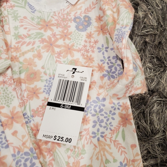 NWT Baby Girl's 7 for All Mankind Outfit size 6/9M - Picture 5 of 8